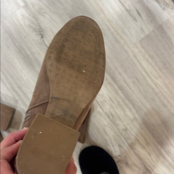 DV by DOLCE VITA PULL ON BEIGE Suede Over-the-Knee Boots SIZE 8.5  BLOCK HEEL - Picture 8 of 8